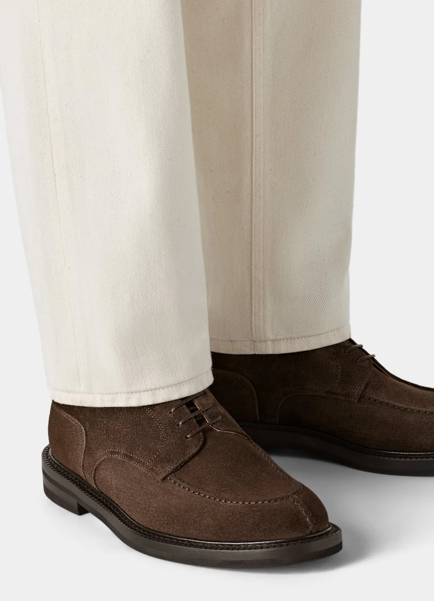 Brown Apron Derby 1 Brown Apron Derby