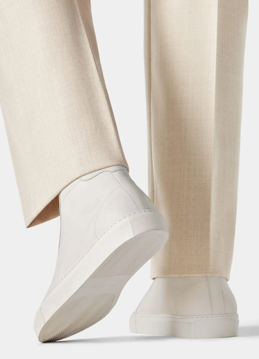 Off-White High Top Sneaker 3 Off-White High Top Sneaker - Image 3