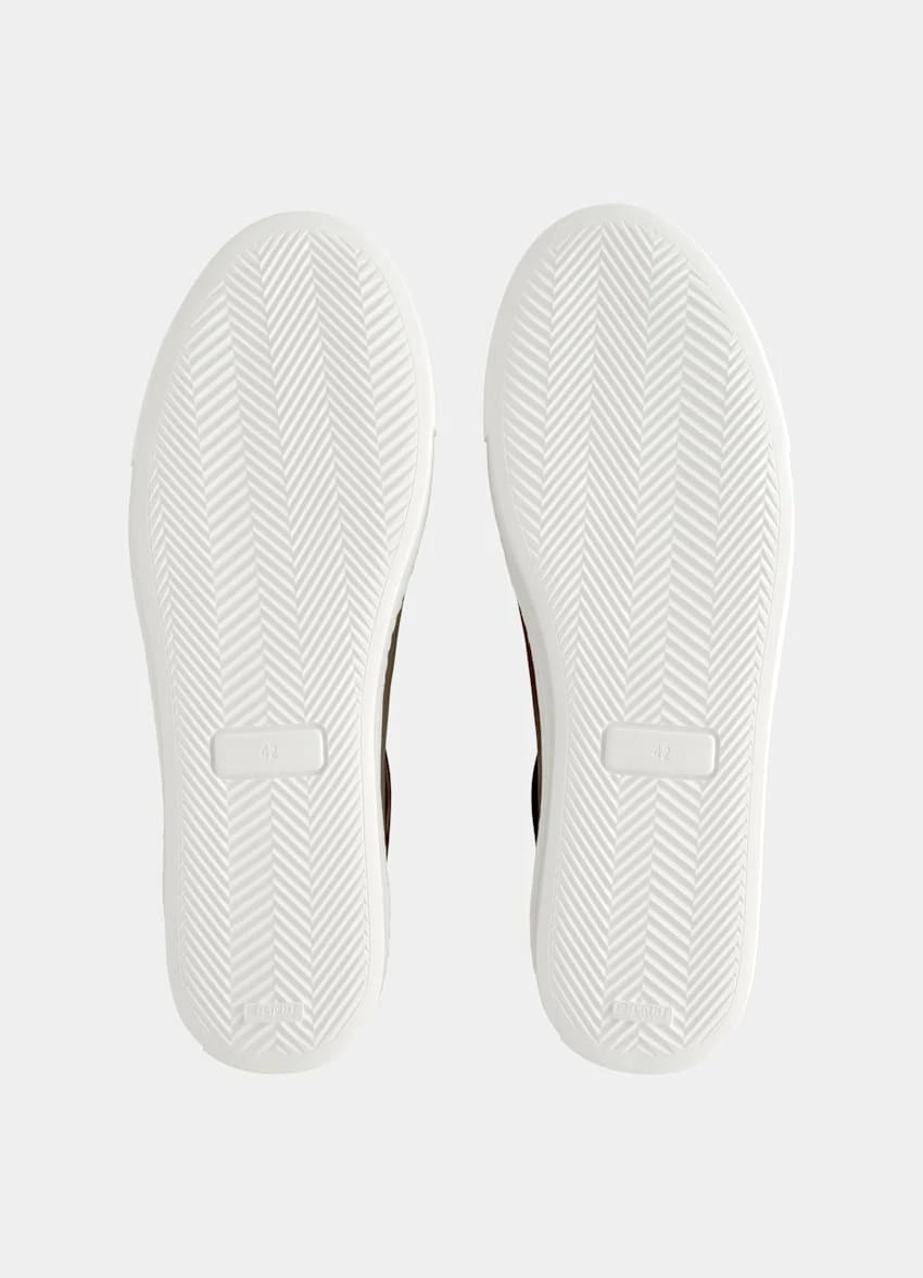 Brown Sneaker 3 Brown Sneaker - Image 3