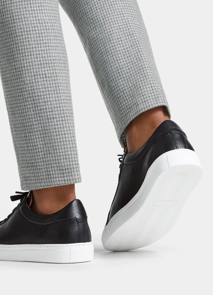 Black Sneaker 3 Black Sneaker - Image 3