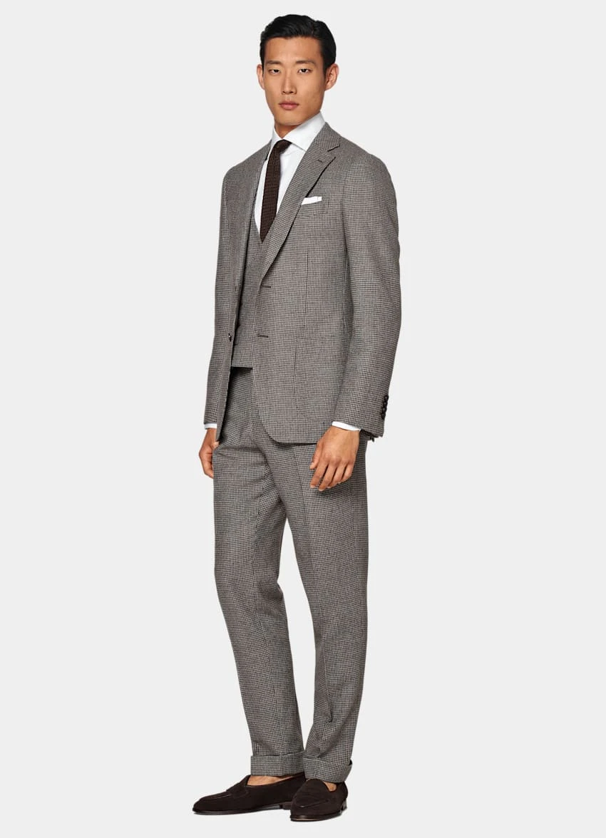 Taupe Houndstooth Three-Piece Havana Suit 5 Taupe Houndstooth Three-Piece Havana Suit - Image 5