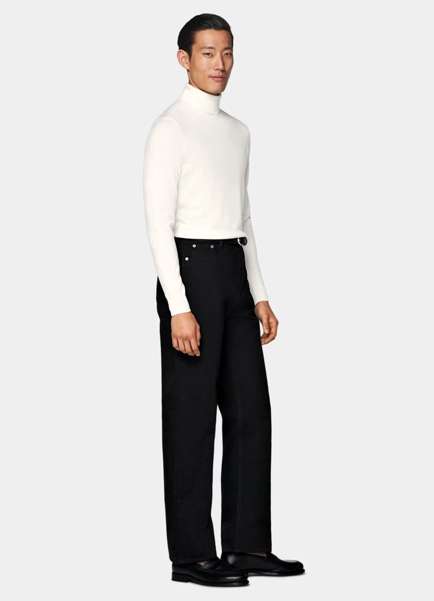Off-White Turtleneck 4 Off-White Turtleneck - Image 4